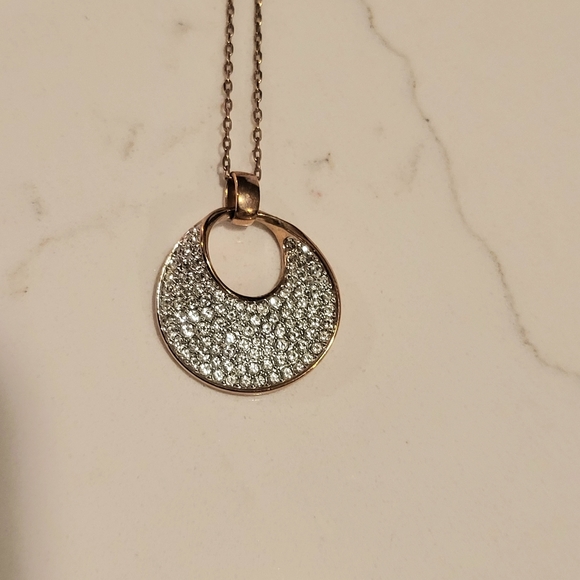 Beautiful 4 Necklace Bundle! - Picture 6 of 10